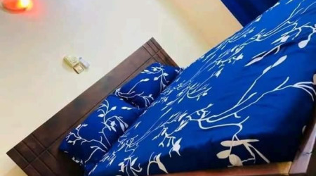 Private shower/Longterm/Decent B&B