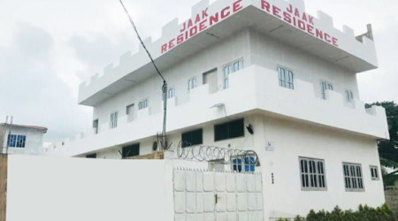 JAAK RESIDENCE