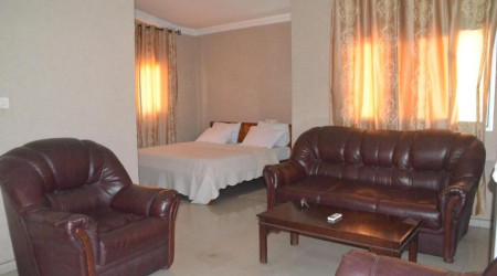 Private shower/Longterm/Decent B&B