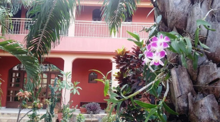 Private shower/Longterm/Decent B&B
