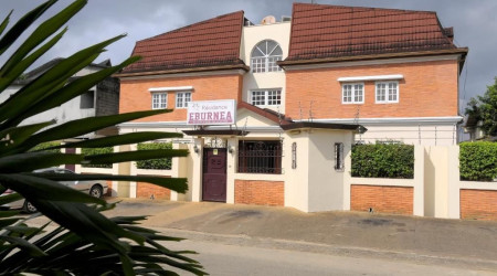 Private shower/Longterm/Decent B&B