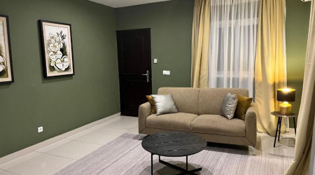 Private shower/Longterm/Decent B&B