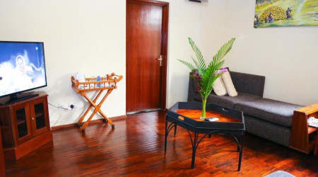 Coconut Grove Regency Hotel