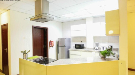 La Casa Baatsona Apts