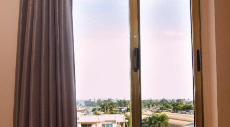 Private shower/Longterm/Decent B&B