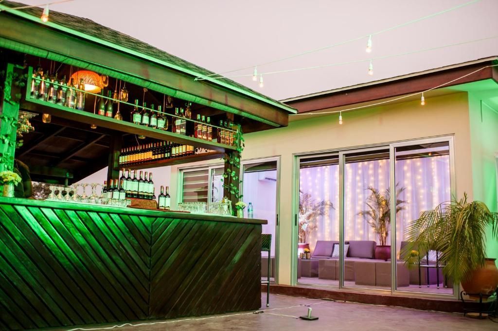 Tropical Enclave Hotel