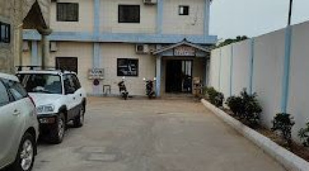 Private shower/Longterm/Decent B&B