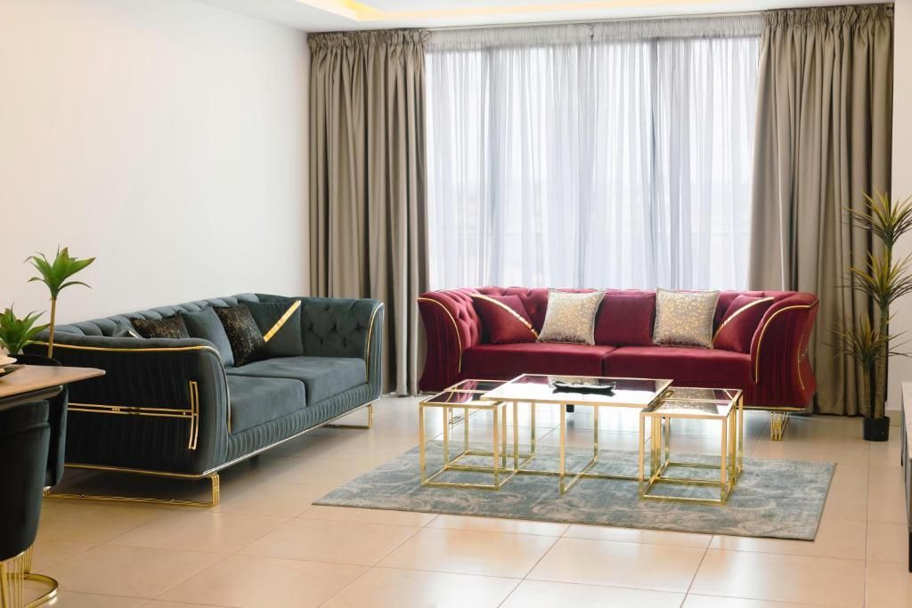 Lumina Suites