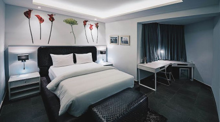 Maison Fahrenheit Hotel