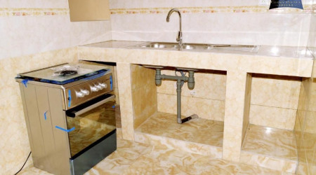 Private shower/Longterm/Decent B&B