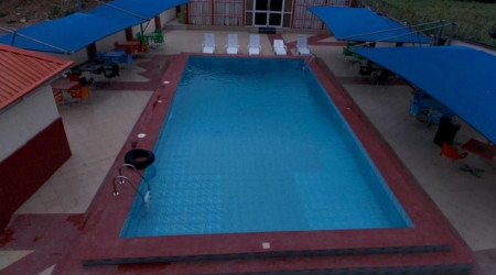 Private shower/Longterm/Decent B&B