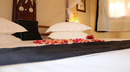 Private shower/Longterm/Decent B&B