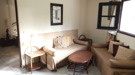 Private shower/Longterm/Decent B&B