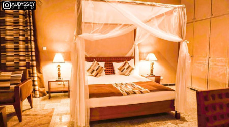 Private shower/Longterm/Decent B&B
