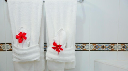 Private shower/Longterm/Decent B&B