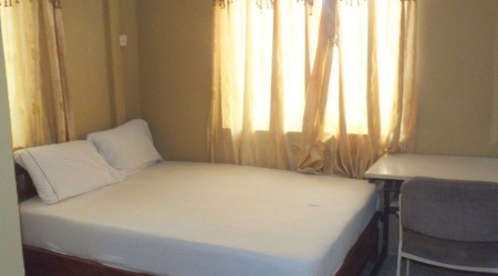 Ampax Hotel