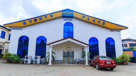 BEN AUTO Hotel