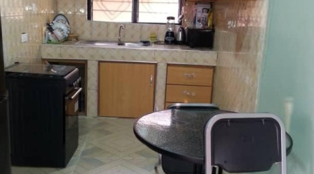 Private shower/Longterm/Decent B&B