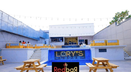 LORYS LODGE COCODY ANONO